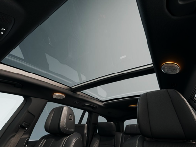 panoramic-sliding-sunroof_gls-450-amg-line_exterior-design-and-equipment-highlights-tab_400-x-300